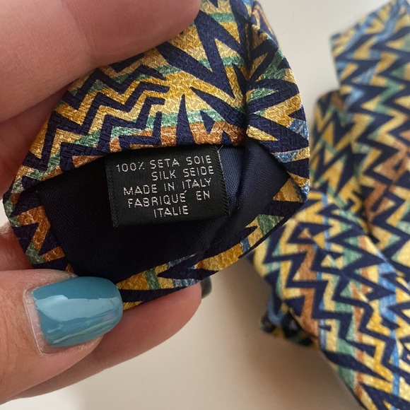 Missoni Cravatte 100% Silk Neck Tie Abstract Design - Picture 9 of 11